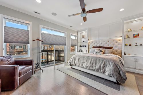 4952 Champlain Ave, Chicago IL 60615-2509 exterior