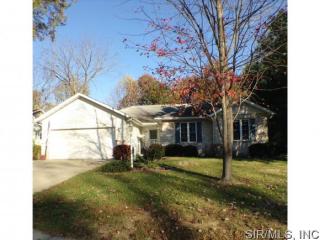 121 Steven Dr, Troy, IL 62294-1866