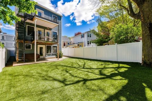 3 Middle St, Boston MA exterior