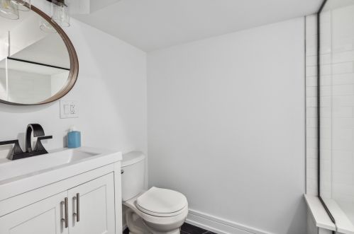 4647 Lawler Ave, Chicago IL  60638-2009 exterior