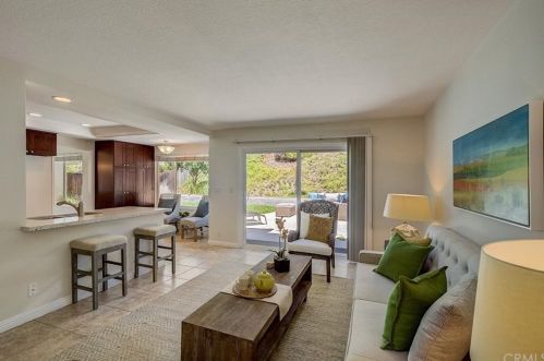 1052 Grand Cyn, Brea CA 92821-2623 exterior