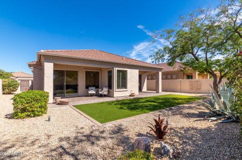 5255 Estevan Rd, Phoenix AZ 85054-7116 exterior