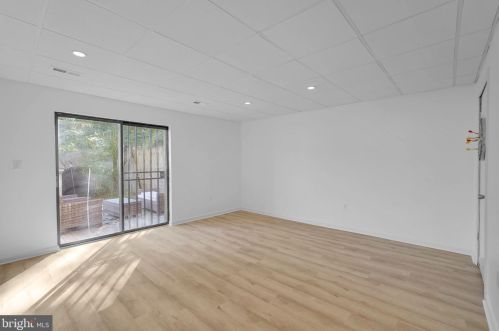 1803 Vly Ter, Washington DC 20032-4628 exterior