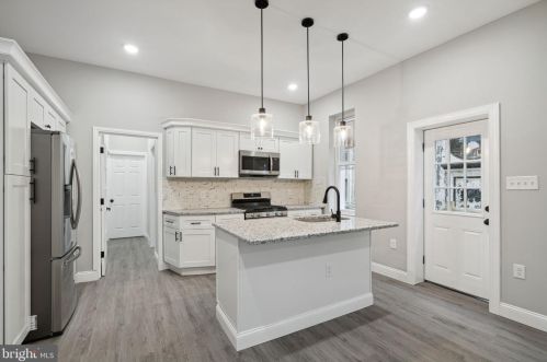 5109 Greene St, Philadelphia PA  19144-2940 exterior