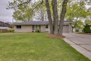 5616 Lorene Ave, Milwaukee WI  53221-4022 exterior