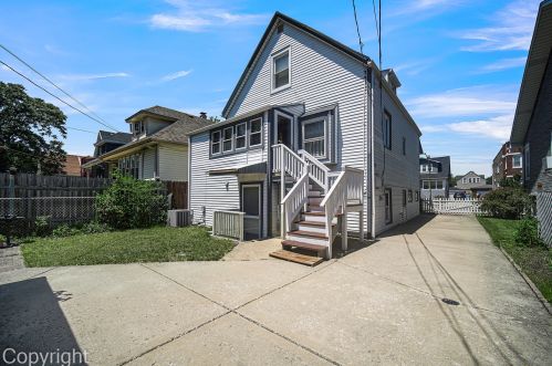 5029 Eddy St, Chicago IL 60641-3550 exterior