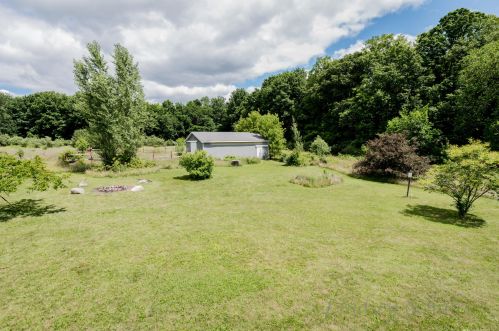 2979 Wiersma, Cedar Springs MI 49319-8660 exterior