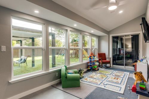 6305 Chesley Ln, Dallas TX 75214-2116 exterior