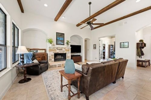 1448 Buffalo Gap Rd, Austin TX 78734-3537 exterior