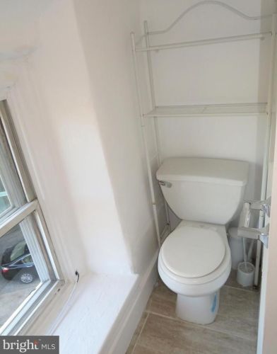 123 Levering St, Philadelphia PA 19127-1403 exterior