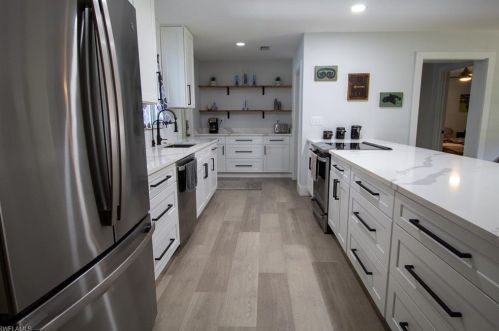 1280 Morningside Dr, Naples FL 34103-3314 exterior