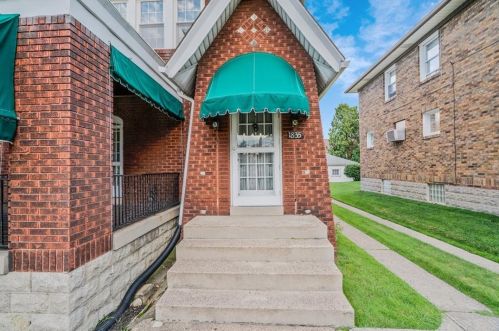 1835 Wittmer St, Pittsburgh PA 15212-1631 exterior