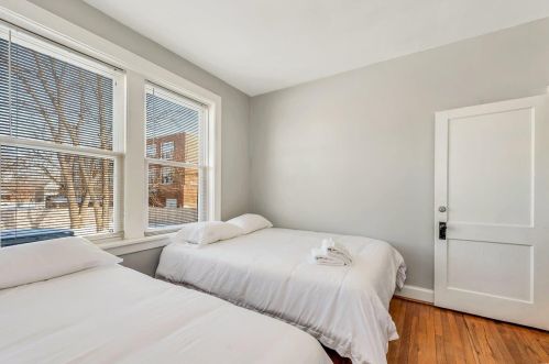 4933 Odell St, Saint Louis MO 63139-1040 exterior