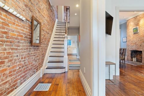 137 42nd St, Pittsburgh PA  15201-3136 exterior