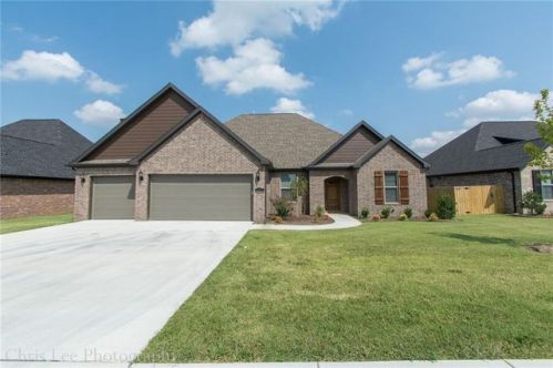 424 Ranalli Ave, Springdale, AR 72762