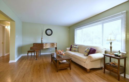 195 Madison St, Elmhurst, IL 60126-4426