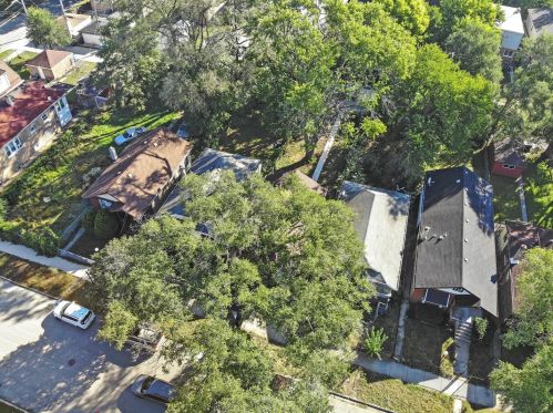 10219 Bensley Ave, Chicago IL 60617-6128 exterior