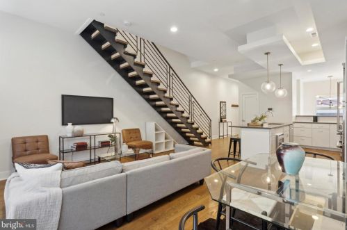 1427 Kater St, Philadelphia PA 19147-1851 exterior