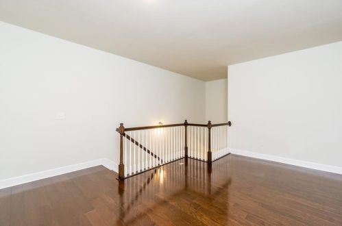 152 Barkley Ln, Atlanta GA 30328-5466 exterior