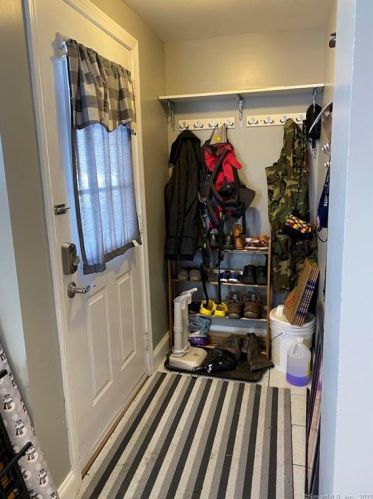 105 State Ave, Killingly CT 06241-2013 exterior