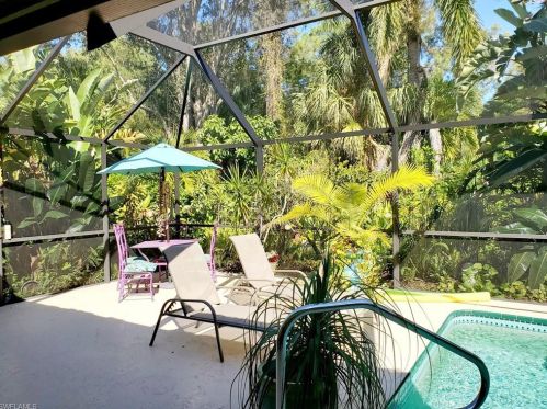 237 Palmetto Dunes Cir, Naples FL 34113-7562 exterior