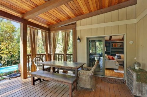 8180 Innsbruck Dr, Atlanta GA 30350-4312 exterior