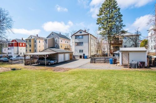 71 Albany Ave, New Britain CT 06053-3586 exterior