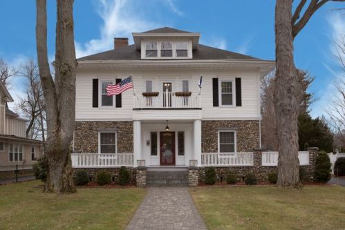 26 Longmeadow St, Springfield MA  01106-1367 exterior