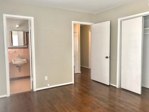 1624 6 St, Irving TX 75060-4310 exterior