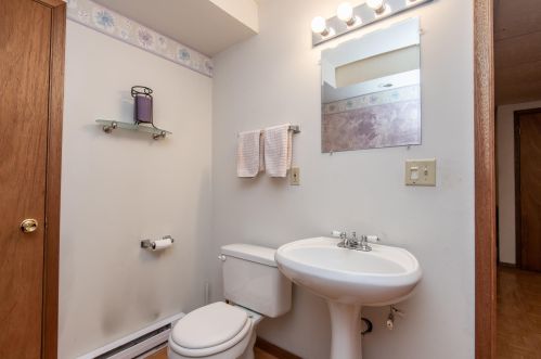 1734 22 St, Milwaukee WI 53215-4407 exterior