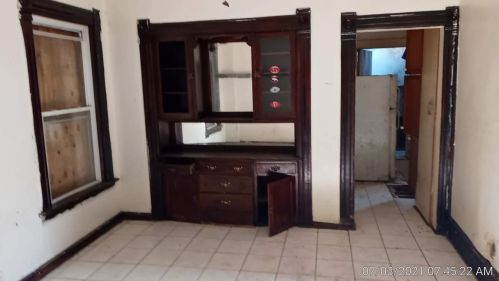 710 61st St, Chicago, IL 60621-3190