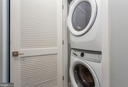 1500 26 St, Philadelphia PA 19121-4602 exterior