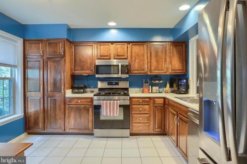 1120 Galway Ct, Hummelstown PA 17036-9164 exterior