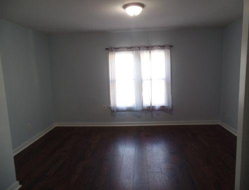 1108 Dickinson St, Grand Rapids MI 49507-2109 exterior