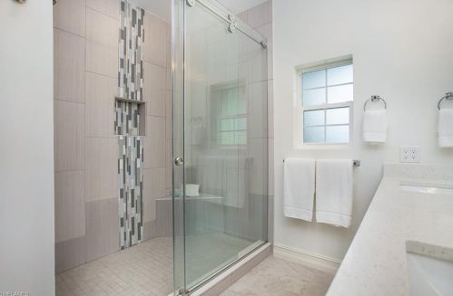 114 Edgemere Way, Naples FL 34105-7107 exterior