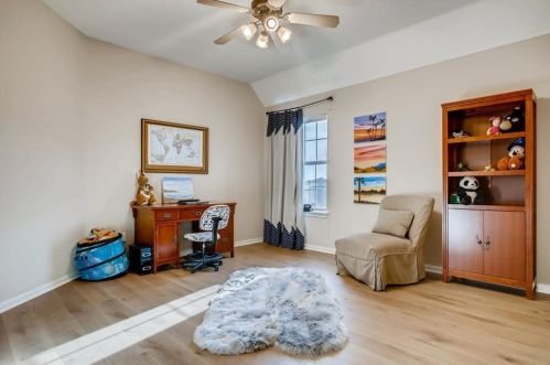 10122 Dianella Ln, Austin TX 78759-3036 exterior