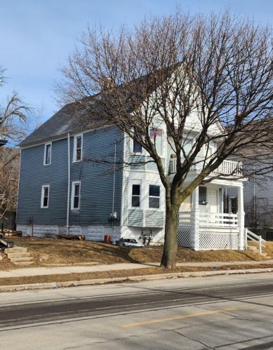 608 Burleigh St, Milwaukee, WI 53212-2121