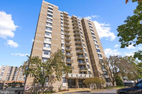 118 Monroe St, Rockville MD 20850-2502 exterior