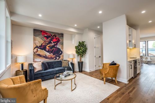 1102 E St, Washington DC  20002-6308 exterior