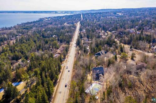 3634 1 St, Duluth MN 55802-1516 exterior