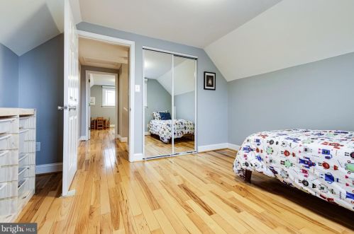 116 Gladden St, Alexandria VA 22304-2402 exterior