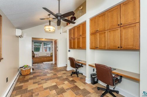 30 Bruce St, Duluth MN 55803-2503 exterior