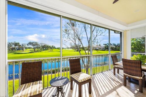 3019 Lancaster Dr, Naples, FL 34105-5672