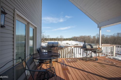 21259 Madison Ave, Big Rapids MI 49307-9754 exterior