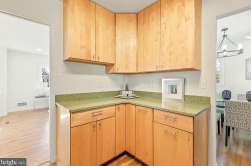 4228 Corcoran St, Alexandria VA 22309-1311 exterior