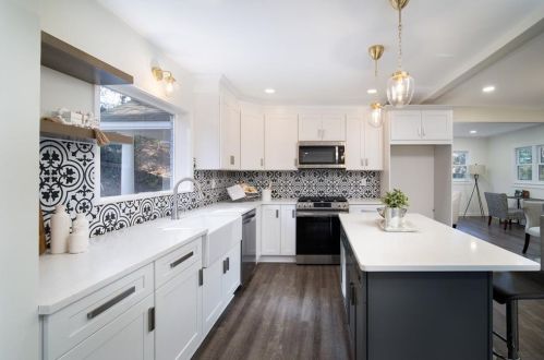 782 Briarpark Ct, Atlanta GA 30306-2102 exterior