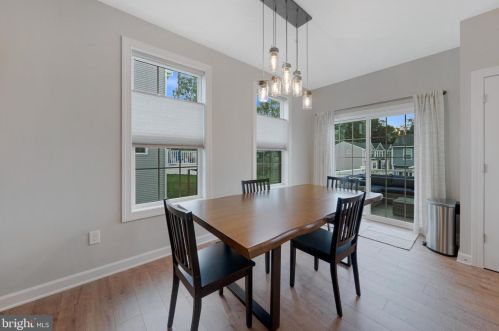 38 Overlook Dr, Hanover PA 17331-9136 exterior