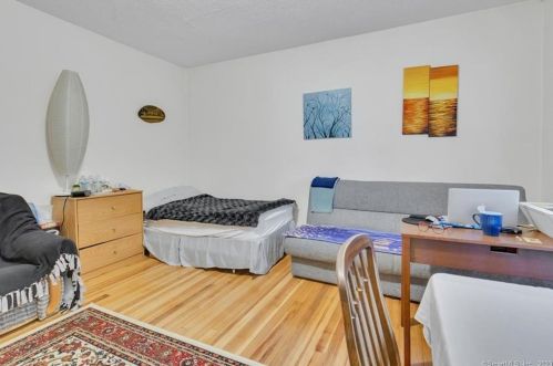 194 Gold St, New Britain CT 06053-3758 exterior