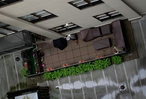 758 Larrabee St, Chicago IL  60654-6445 exterior