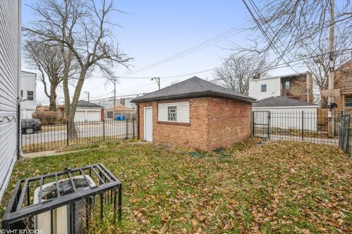 8101 Peoria St, Chicago IL 60621-1729 exterior